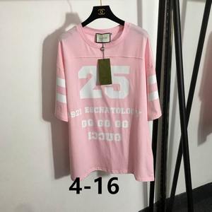 Gucci Women's T-shirts 32